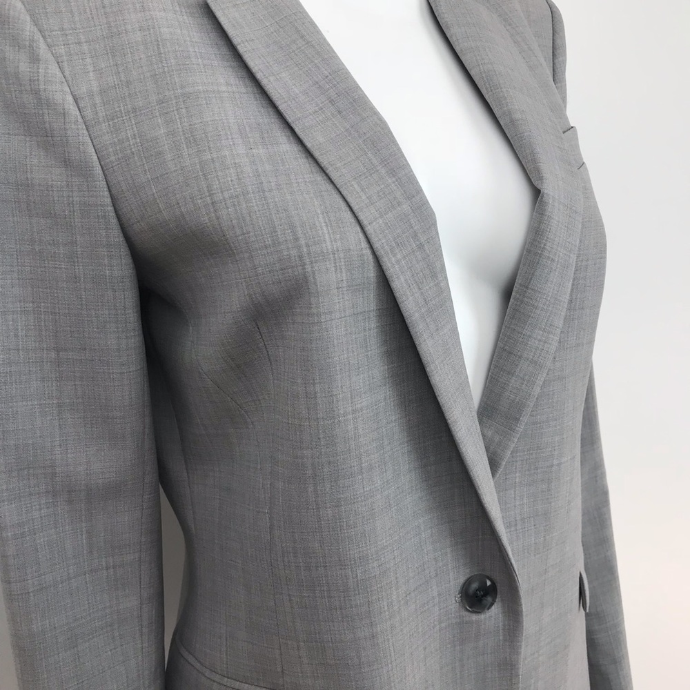 Theory Grey Single Button Dancey Wool Blazer - image 4